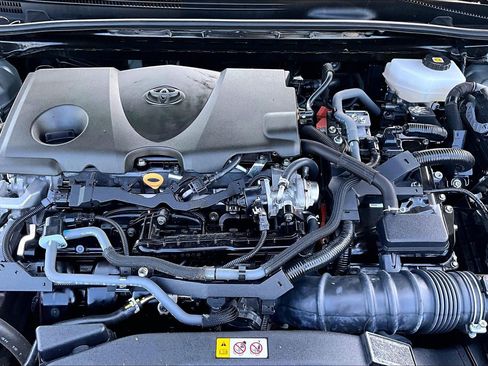 Used 2025 Toyota Camry LE FWD image 10