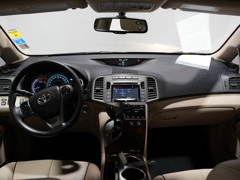 Used 2015 Toyota Venza XLE w/ XLE Premium Package image 15