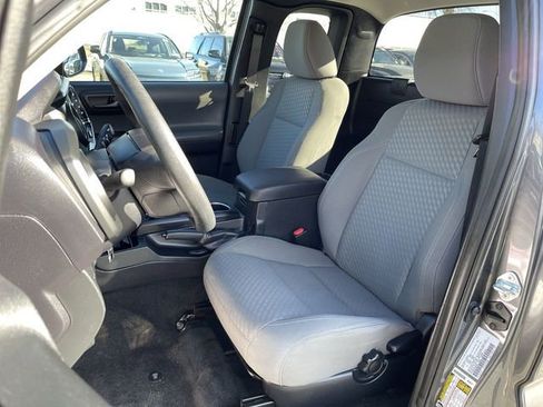 Certified 2021 Toyota Tacoma SR image 5