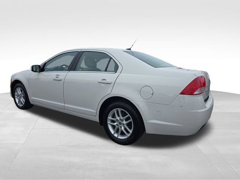 Used 2010 Mercury Milan image 5