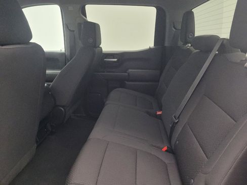 Used 2021 Chevrolet Silverado 1500 Custom RWD image 18