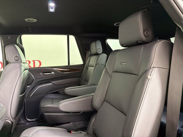 Used 2024 Cadillac Escalade Luxury RWD image 26