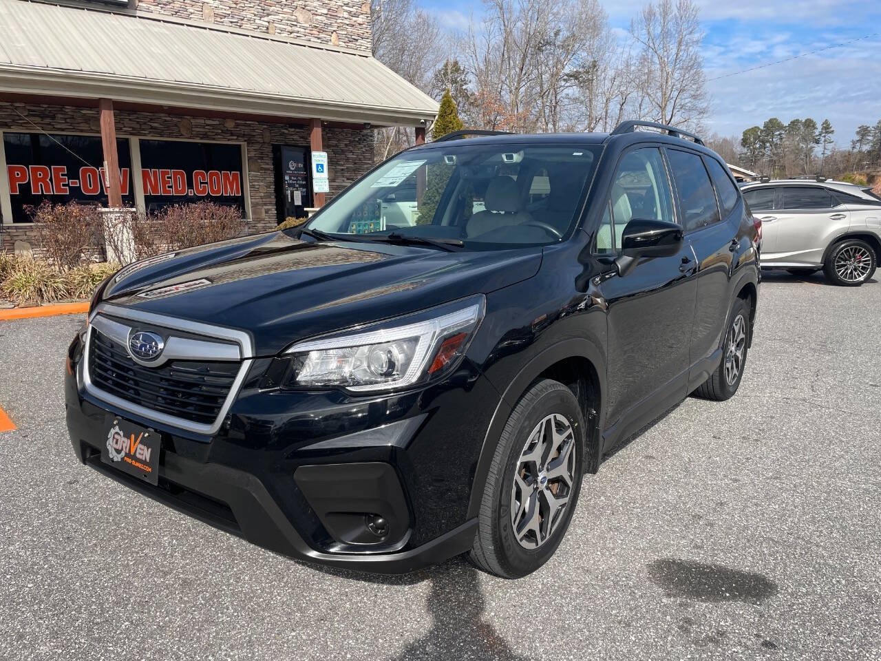 Used 2019 Subaru Forester Premium AWD/4WD image 5