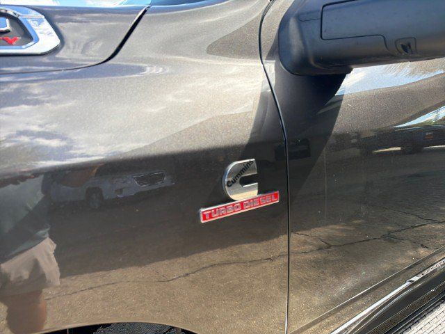 Used 2024 RAM 3500 Tradesman w/ Chrome Appearance Group AWD/4WD image 12