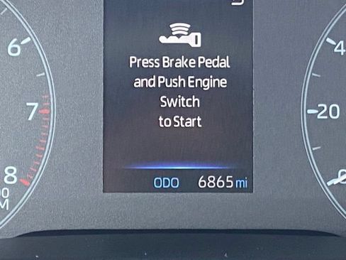 Used 2025 Toyota Corolla SE FWD image 16