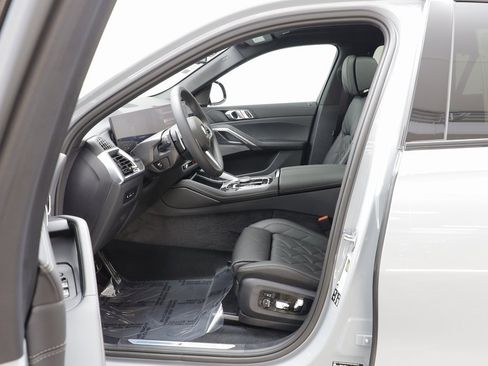 New 2026 BMW X6 xDrive40i image 6