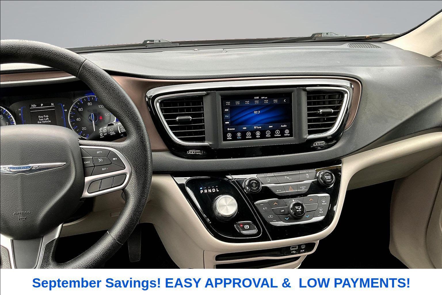 Used 2020 Chrysler Voyager LX FWD image 11