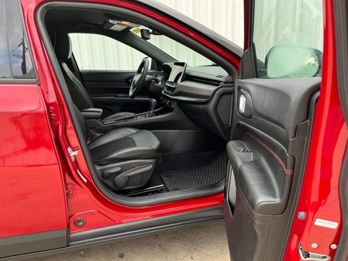 Used 2025 Jeep Compass Trailhawk AWD/4WD image 16