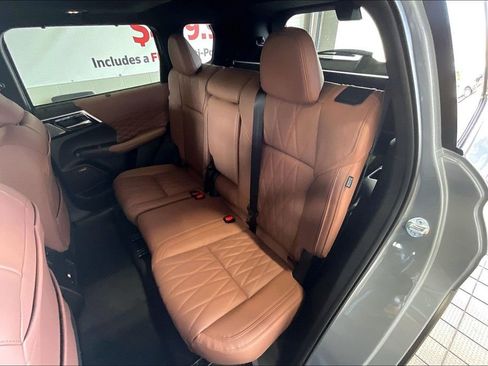 New 2026 Mitsubishi Outlander SEL FWD image 10