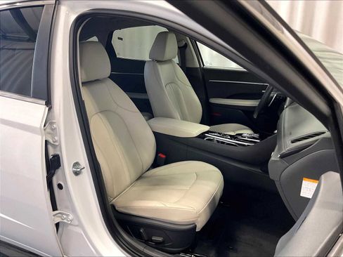 Used 2021 Hyundai Sonata Limited w/ Cargo Package image 11