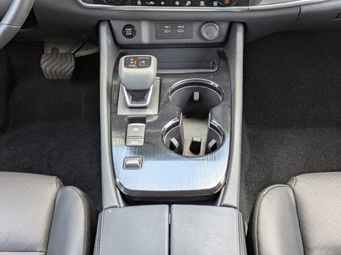 Certified 2026 Nissan Rogue SV w/ SV Premium Package FWD image 21