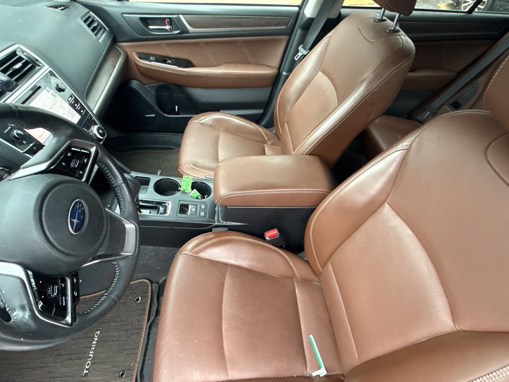 Used 2019 Subaru Outback 3.6R Touring AWD/4WD image 13