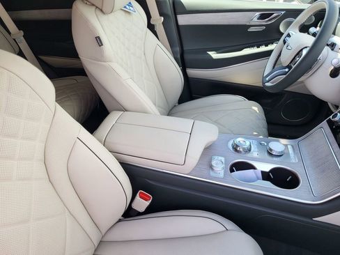 New 2026 Genesis GV80 3.5T Prestige image 13