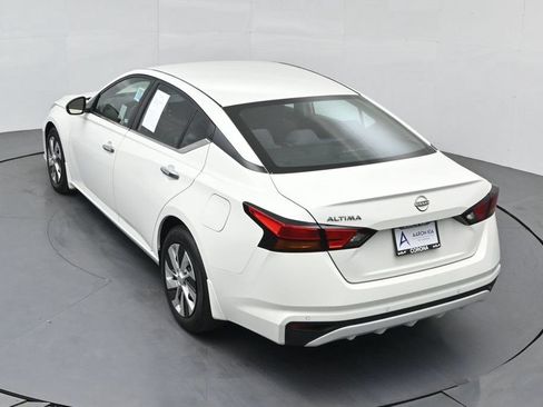 Used 2023 Nissan Altima 2.5 S FWD image 46