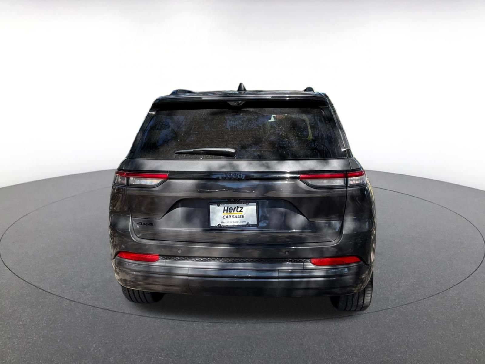 Used 2026 Jeep Grand Cherokee Limited AWD/4WD image 9