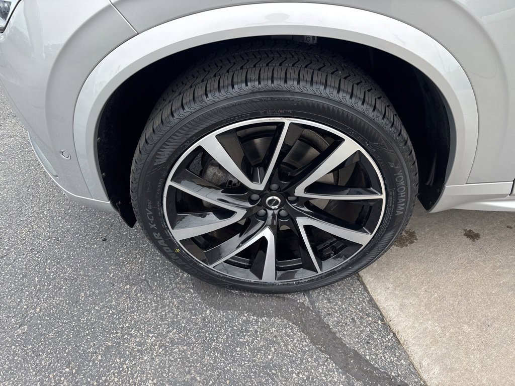 Certified 2023 Volvo XC90 B5 Plus w/ Protection Package Premier AWD/4WD image 11