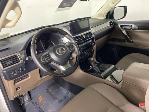 Certified 2023 Lexus GX 460 Premium w/ Premium Package image 11