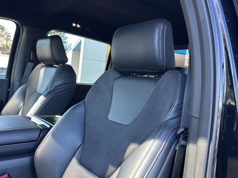 Used 2025 Ford F150 Raptor image 26