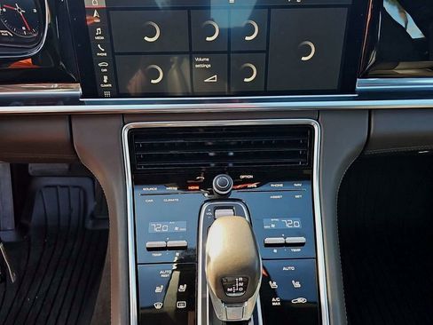 Used 2018 Porsche Panamera 4 w/ Premium Package Plus image 13