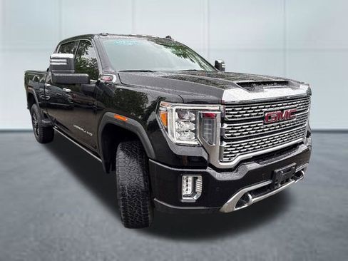 Used 2023 GMC Sierra 3500 Denali w/ Denali Black Diamond Edition AWD/4WD image 5