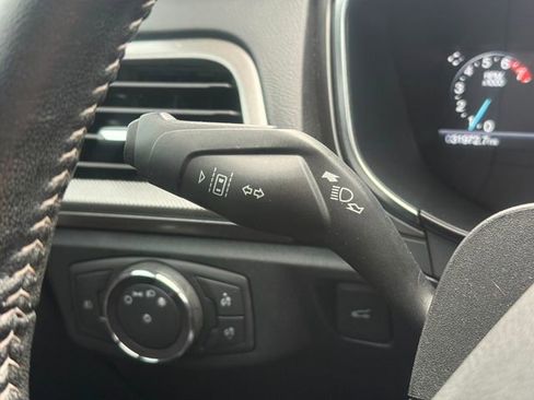 Used 2020 Ford Fusion SE w/ Equipment Group 151A image 18