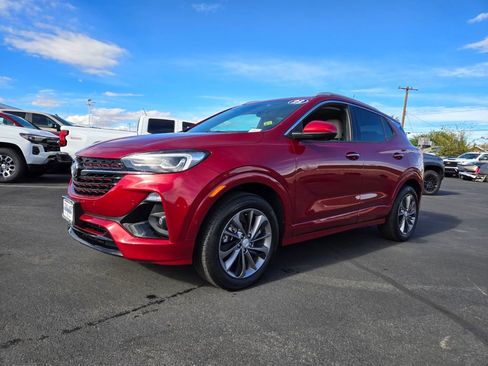 Used 2020 Buick Encore GX Essence w/ Advanced Technology Package image 2