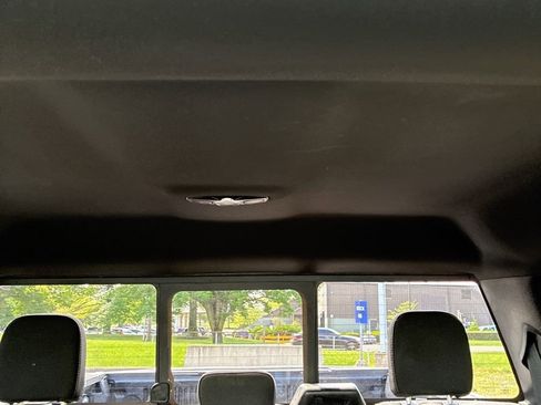 Used 2018 Ford F150 XLT w/ Equipment Group 302A Luxury AWD/4WD image 11
