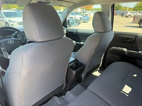 Used 2023 Toyota Tacoma SR5 RWD image 30