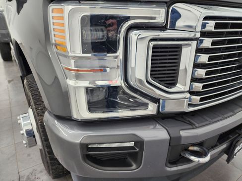 Used 2022 Ford F350 Platinum image 25