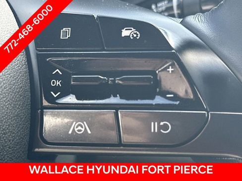Used 2025 Hyundai Elantra Sport FWD image 23