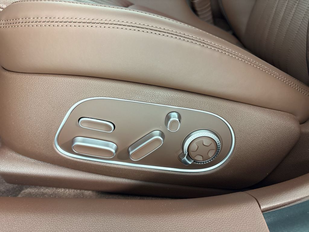 New 2026 Genesis G90 3.5T AWD/4WD image 14
