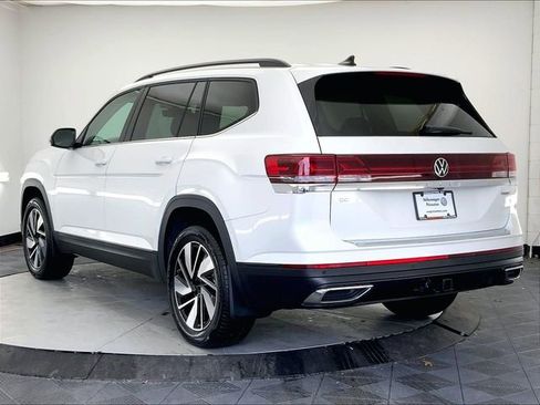 New 2026 Volkswagen Atlas SE image 4