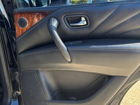 Used 2017 INFINITI QX80 2WD w/ Deluxe Technology Package image 26