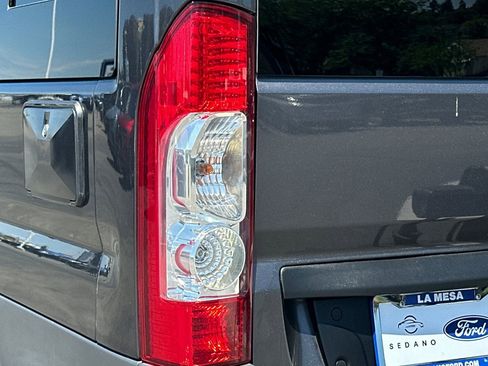 Used 2018 RAM ProMaster 3500 w/ Premium Appearance Group image 26