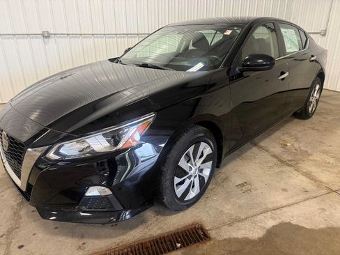Used 2020 Nissan Altima 2.5 S w/ Driver Assist Package AWD/4WD image 6