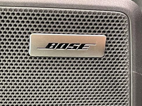 New 2025 Porsche Macan image 38