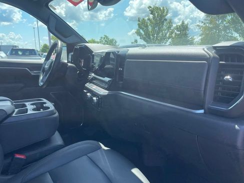 Used 2026 GMC Sierra 1500 SLT AWD/4WD image 31