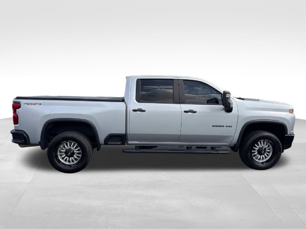 Used 2023 Chevrolet Silverado 2500 Custom w/ Custom Value Package AWD/4WD image 6