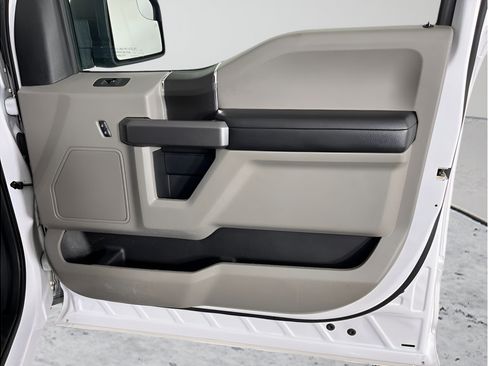Used 2019 Ford F150 XLT AWD/4WD image 15