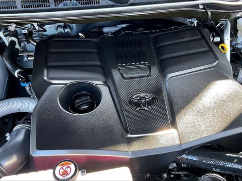 Certified 2025 Toyota Tundra Limited image 31