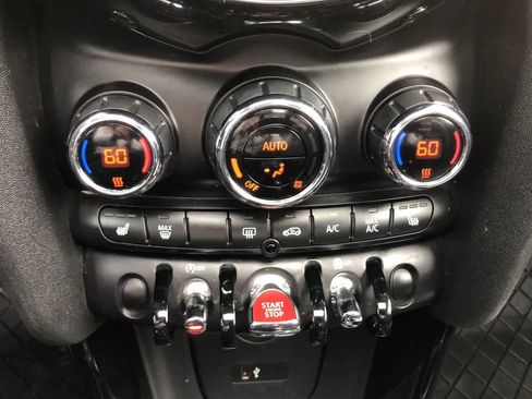 Used 2019 MINI Cooper 2-Door Hardtop image 28