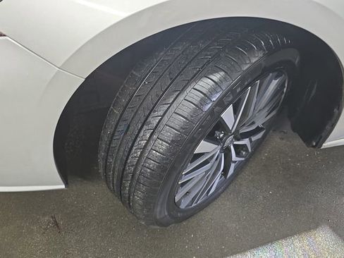 Used 2024 Nissan Altima 2.5 SV image 30