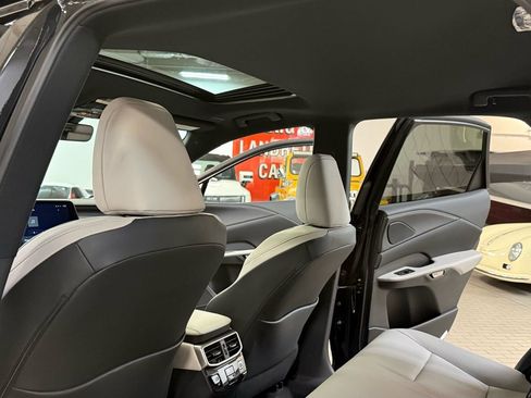 Used 2026 Lexus RX 350 Premium w/ Convenience Package image 34