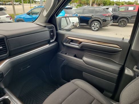 Used 2024 Chevrolet Silverado 1500 RST AWD/4WD image 13