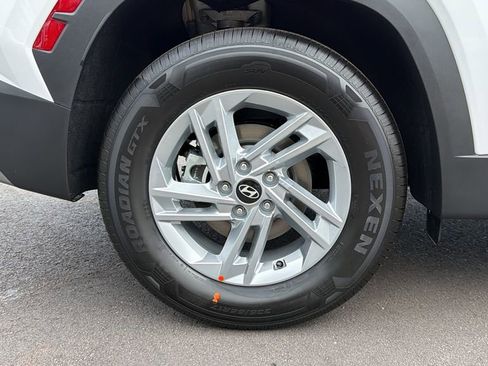 New 2026 Hyundai Tucson SE image 19