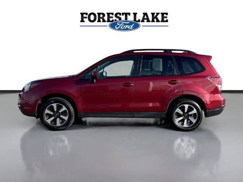 Used 2018 Subaru Forester 2.5i Premium w/ All-Weather Package image 4
