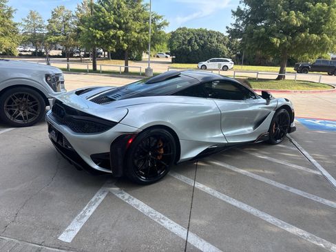 Used 2021 McLaren 765LT RWD image 8