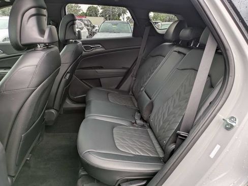 Used 2024 Kia Sportage X-Pro AWD/4WD image 15