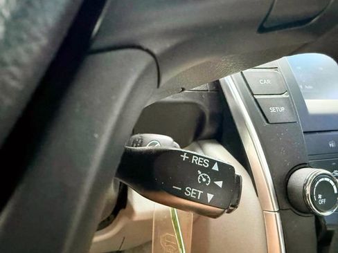 Used 2016 Toyota Camry LE FWD image 26