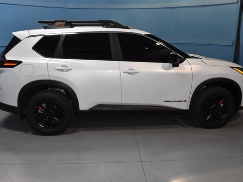 Used 2026 Nissan Rogue SV AWD/4WD image 19
